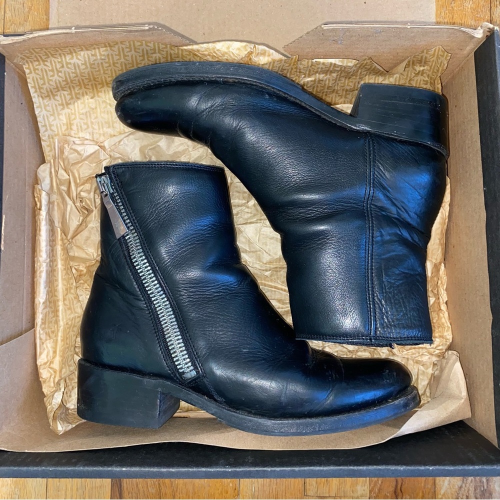 Women's Frye Demi Leather Block Heel Boots Size 7.5
